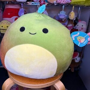 Squishmallows Olexa the Pear 🍐
